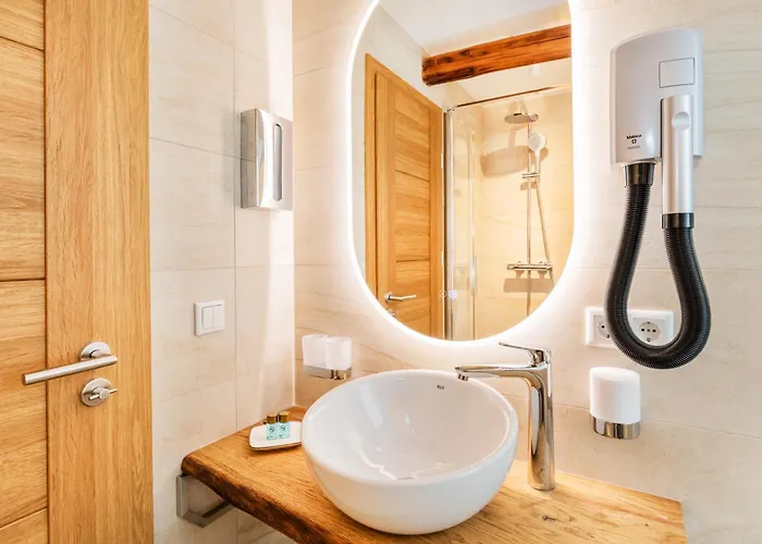 Hotel Zum Pfeiffer 3*